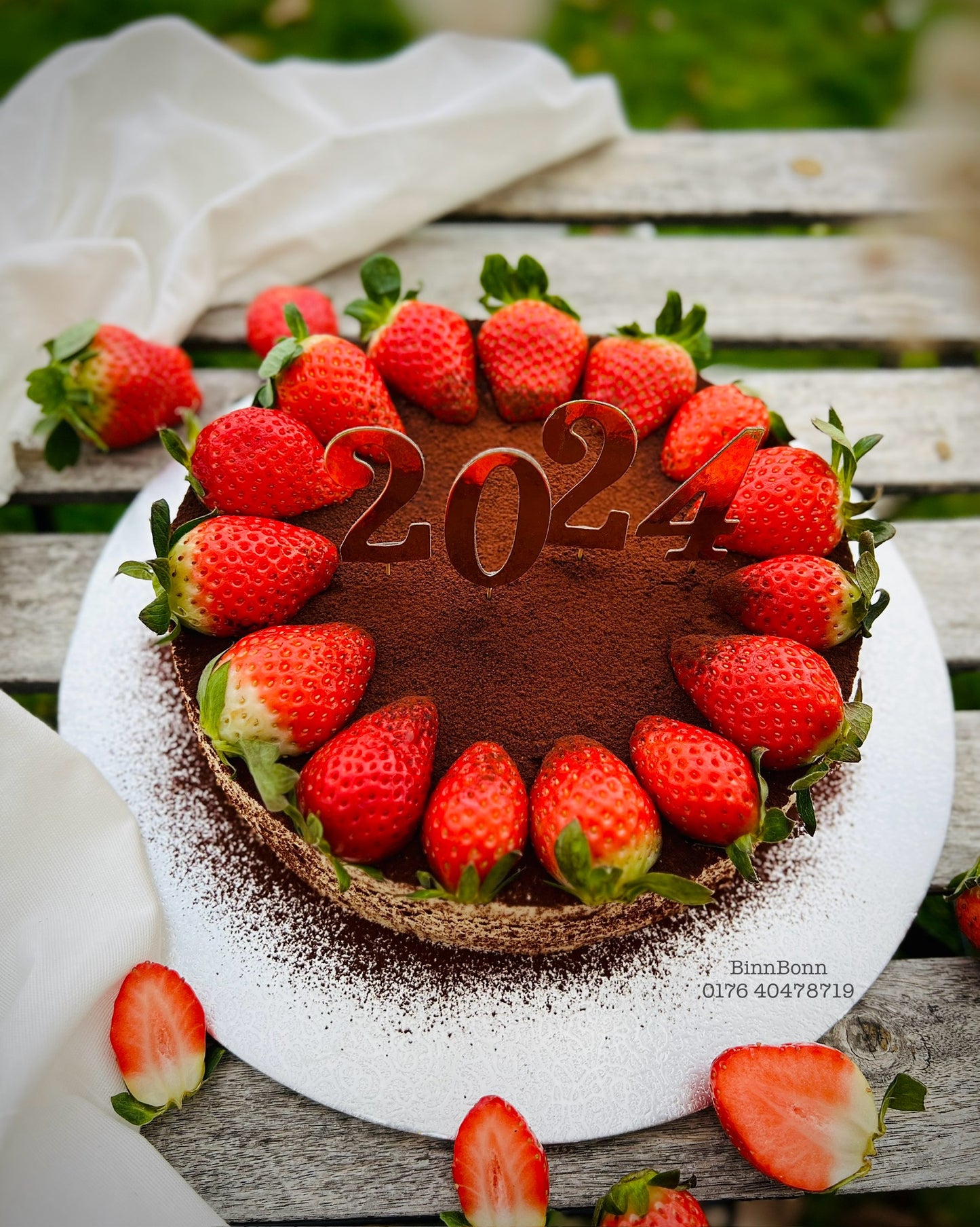 36. Torte "Infinite Love" Tiramisu mit feinster Mascapone Creme und frischen Erdbeeren