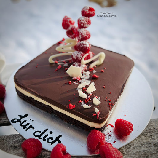 30. Torte "For You" Schokolade Mousse mit frischen Himbeeren 16 cm