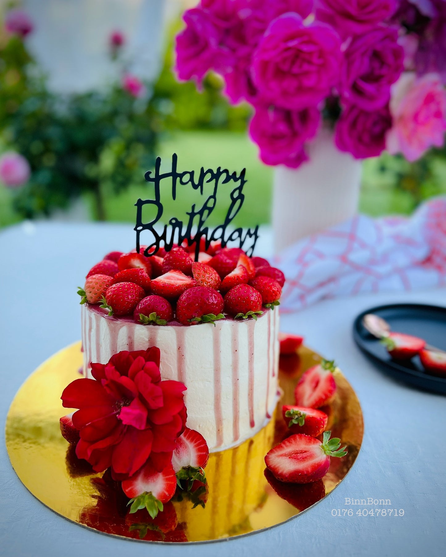 29. Torte "Balka" zum Geburtstag mit frischen Erdbeeren 22 cm