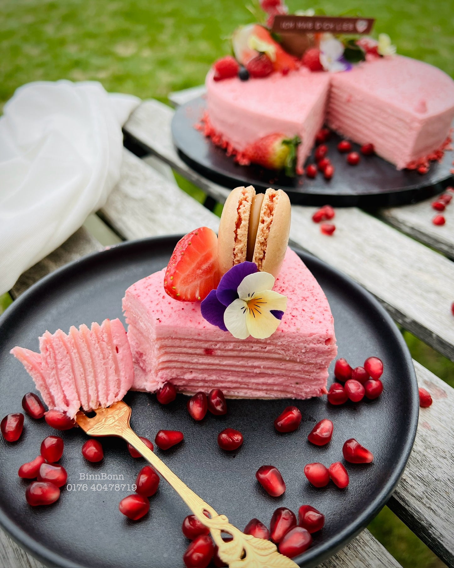 50. Torte "Strawberry Crepe" mit Erdbeer-Schlagsahne-Frischkäsecreme 22 cm
