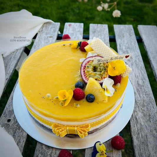 57. Torte "Vegan Mango" Vegan Cheesecake mit frischem Mangopüree 22 cm