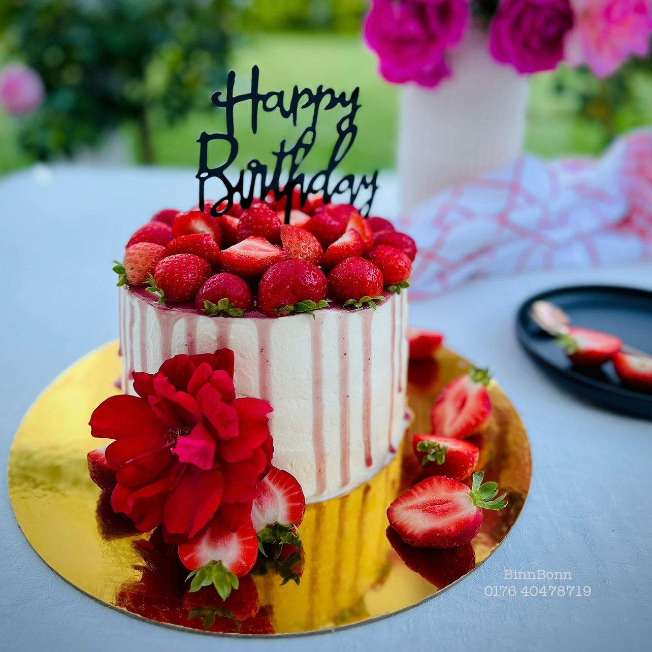 29. Torte "Balka" zum Geburtstag mit frischen Erdbeeren 22 cm