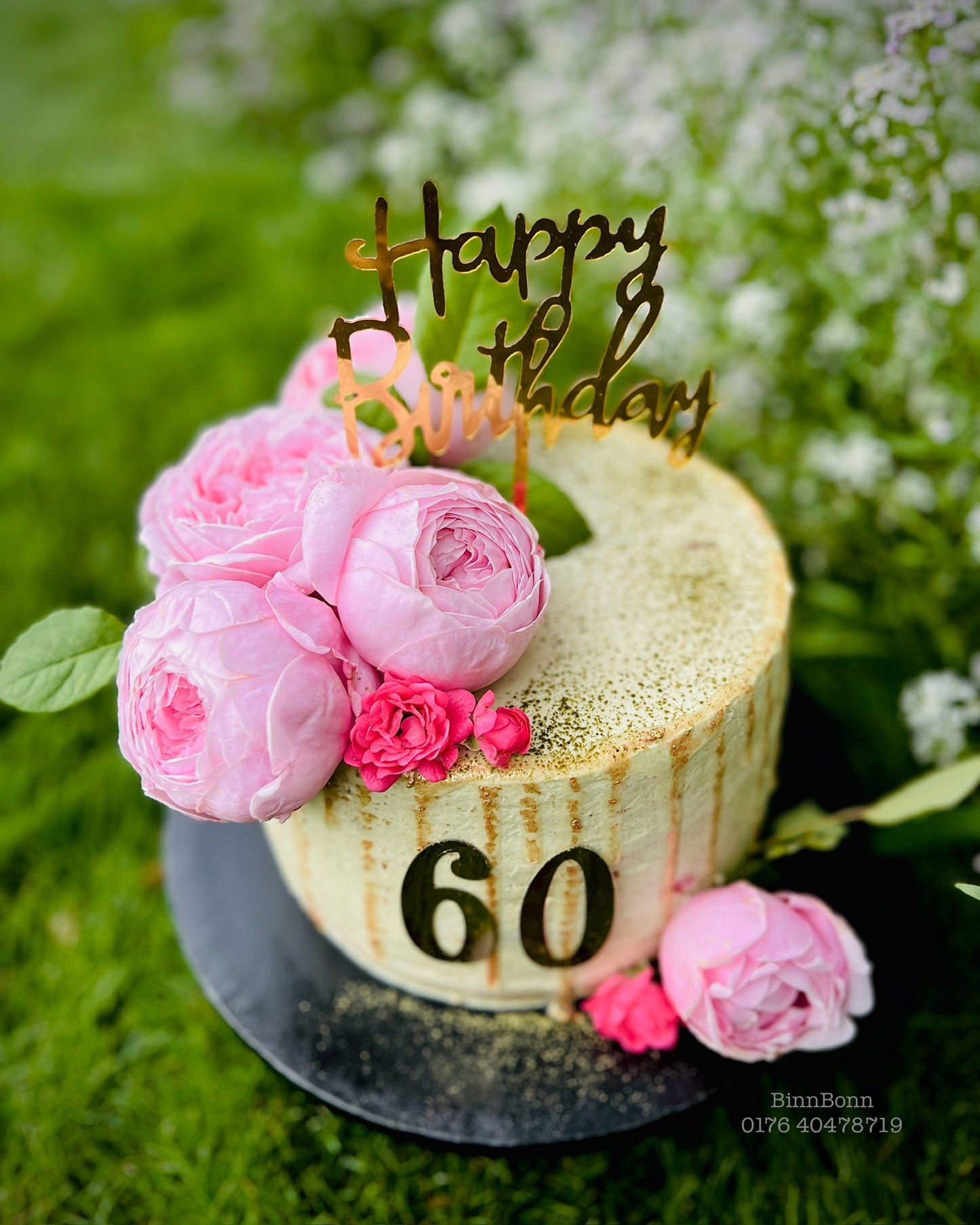 4. Torte "Spirit" zum Geburtstag mit frischen Rosen, Früchten und Matcha 22 cm